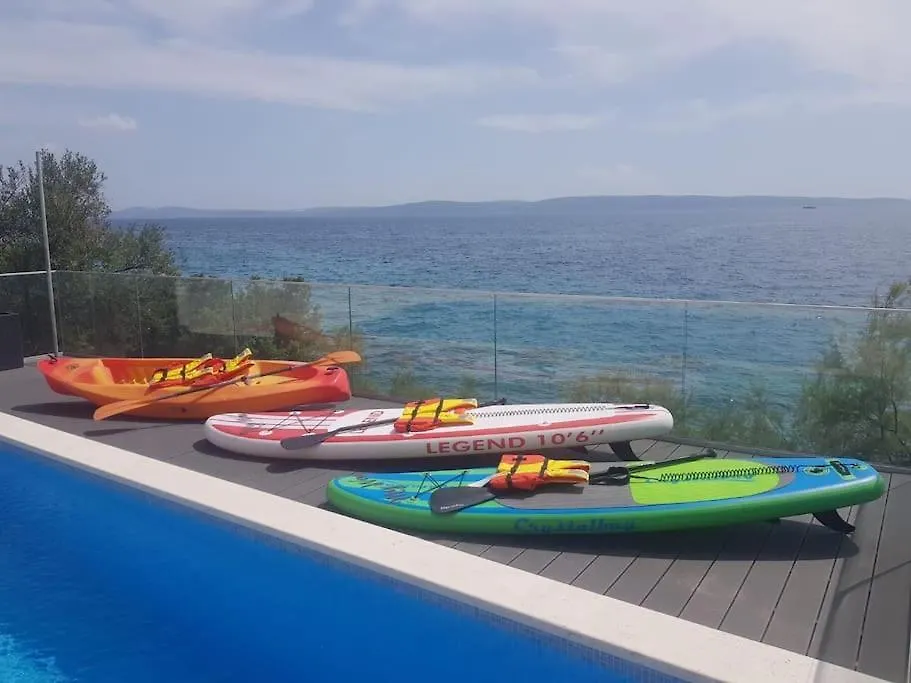 Beachfront Villa With Pool - Myway Trogir