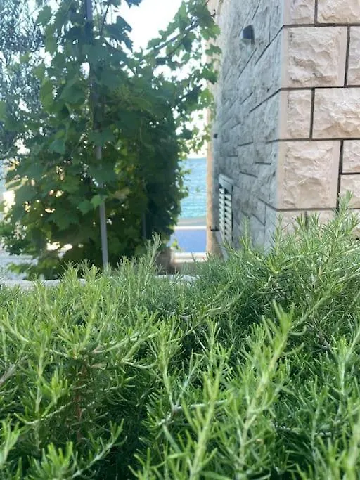 Beachfront Villa With Pool - Myway Trogir